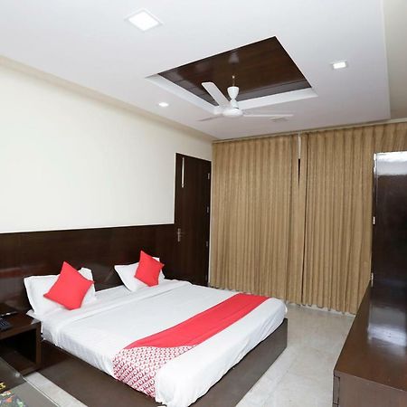 Kankhal Oyo 39595 Hotel Ray Ban מראה חיצוני תמונה