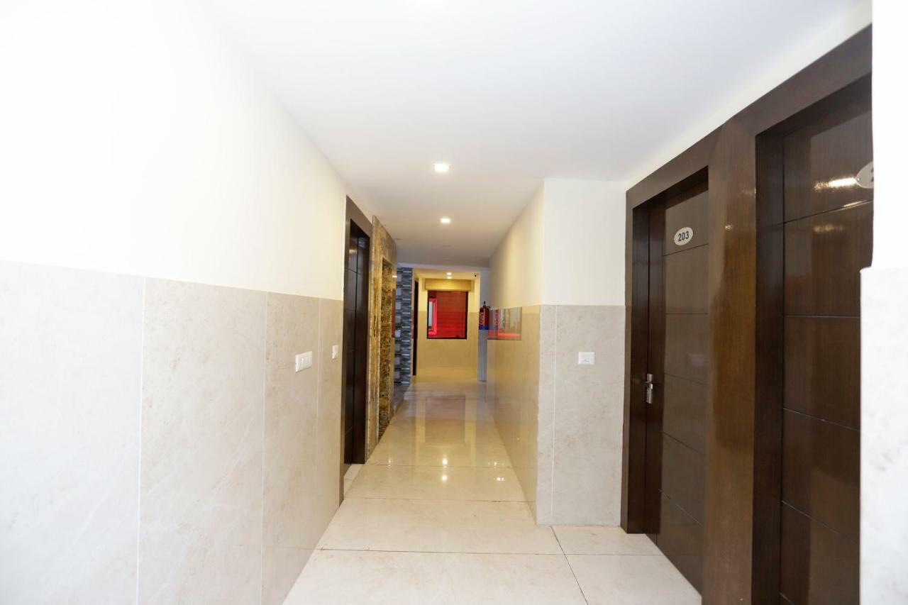 Kankhal Oyo 39595 Hotel Ray Ban מראה חיצוני תמונה
