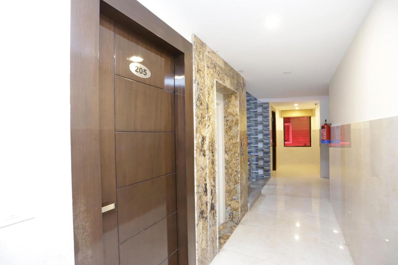 Kankhal Oyo 39595 Hotel Ray Ban מראה חיצוני תמונה